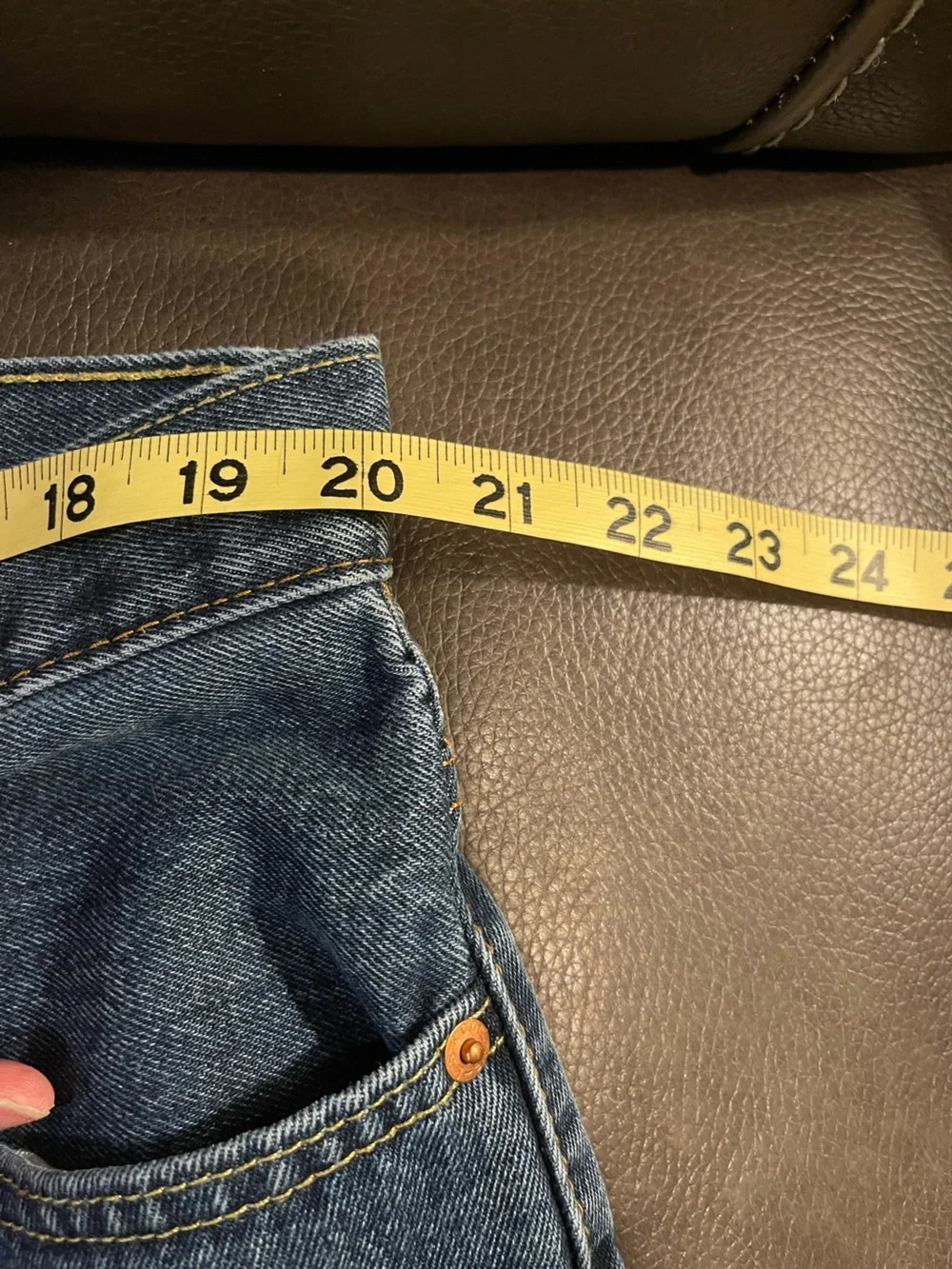 Levi's 550 Men's Jeans in Classic Blue Denim